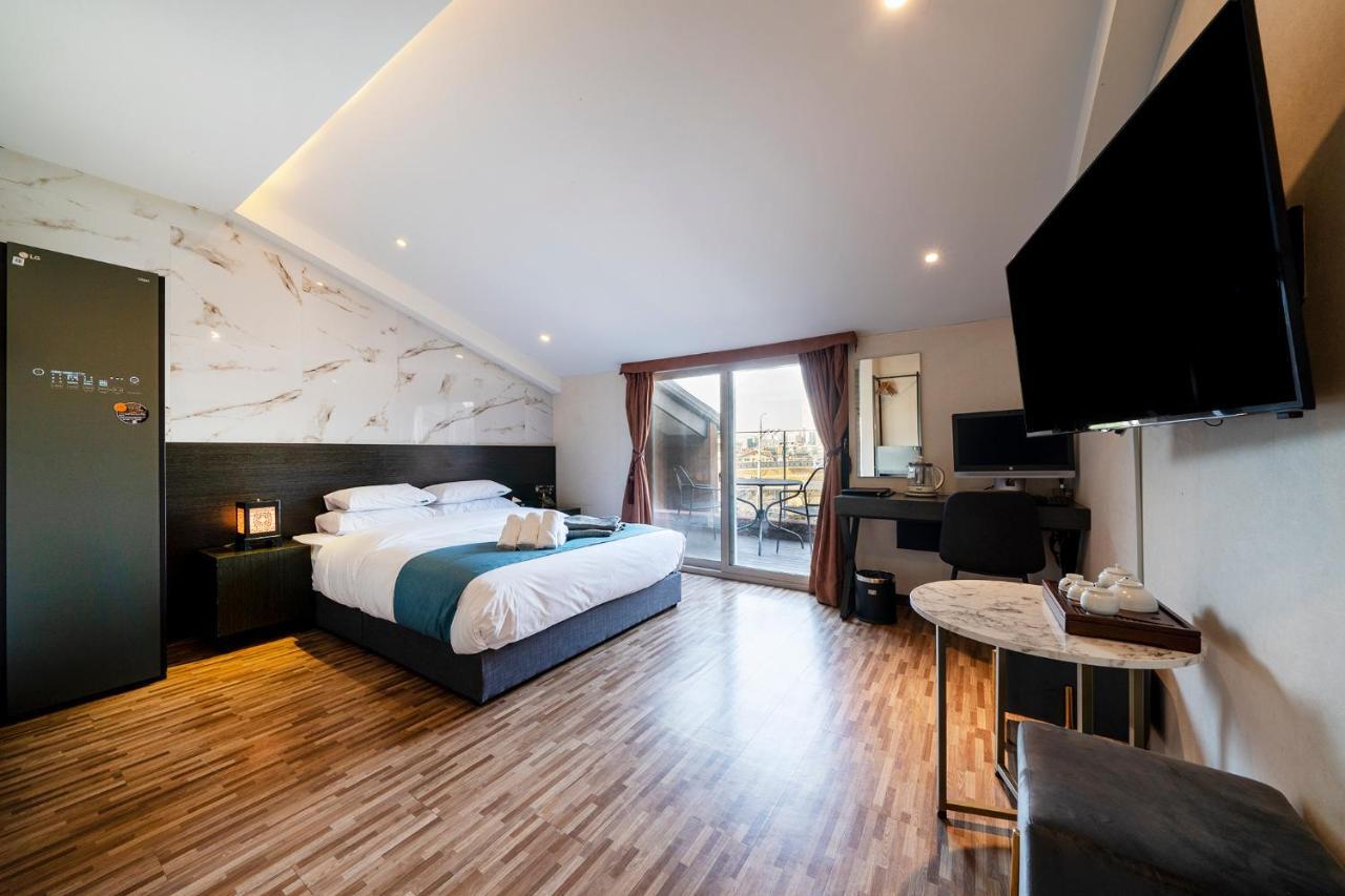 Suwon Dono1796 Hotel Eksteriør billede