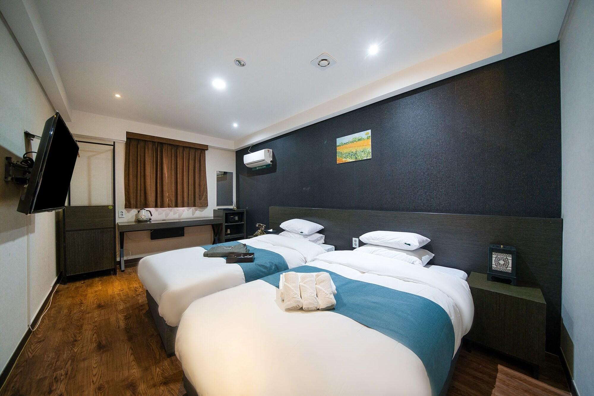 Suwon Dono1796 Hotel Eksteriør billede