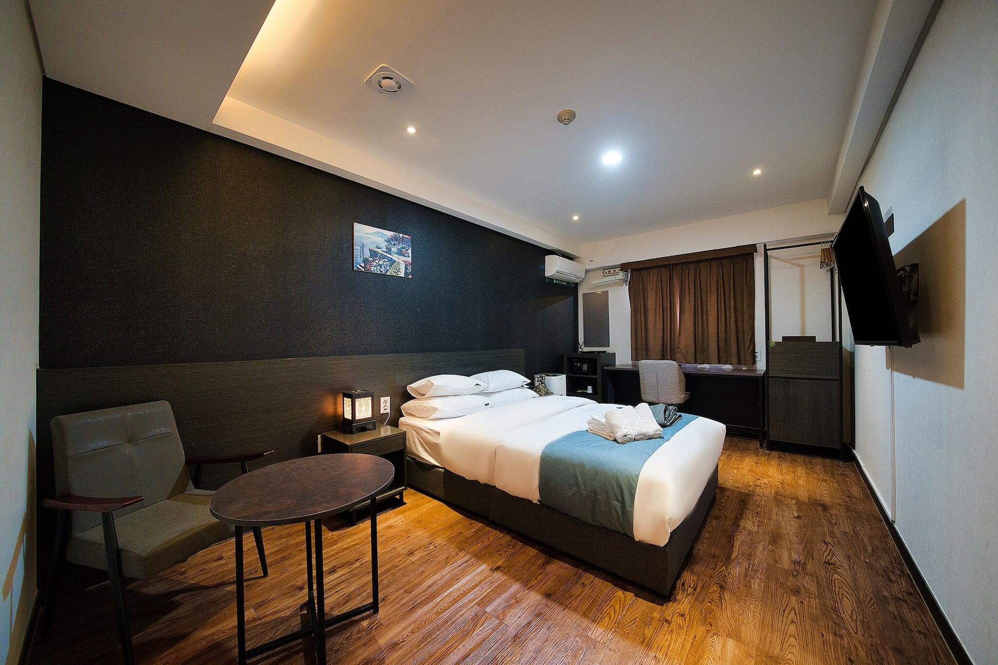 Suwon Dono1796 Hotel Eksteriør billede