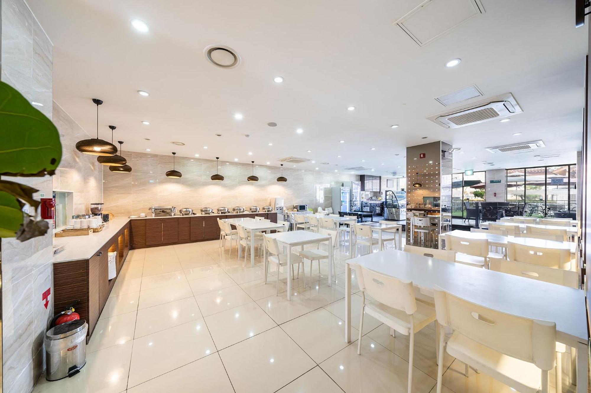 Suwon Dono1796 Hotel Eksteriør billede