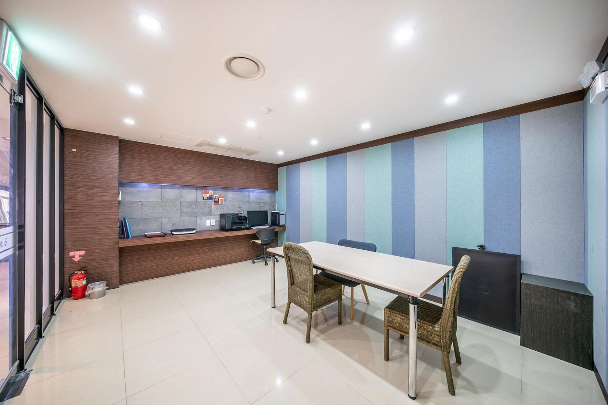 Suwon Dono1796 Hotel Eksteriør billede